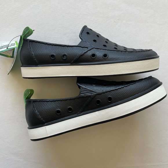 NEW Sanuk Lil Walker Black Water Shoes size 2 - Picture 8 of 10